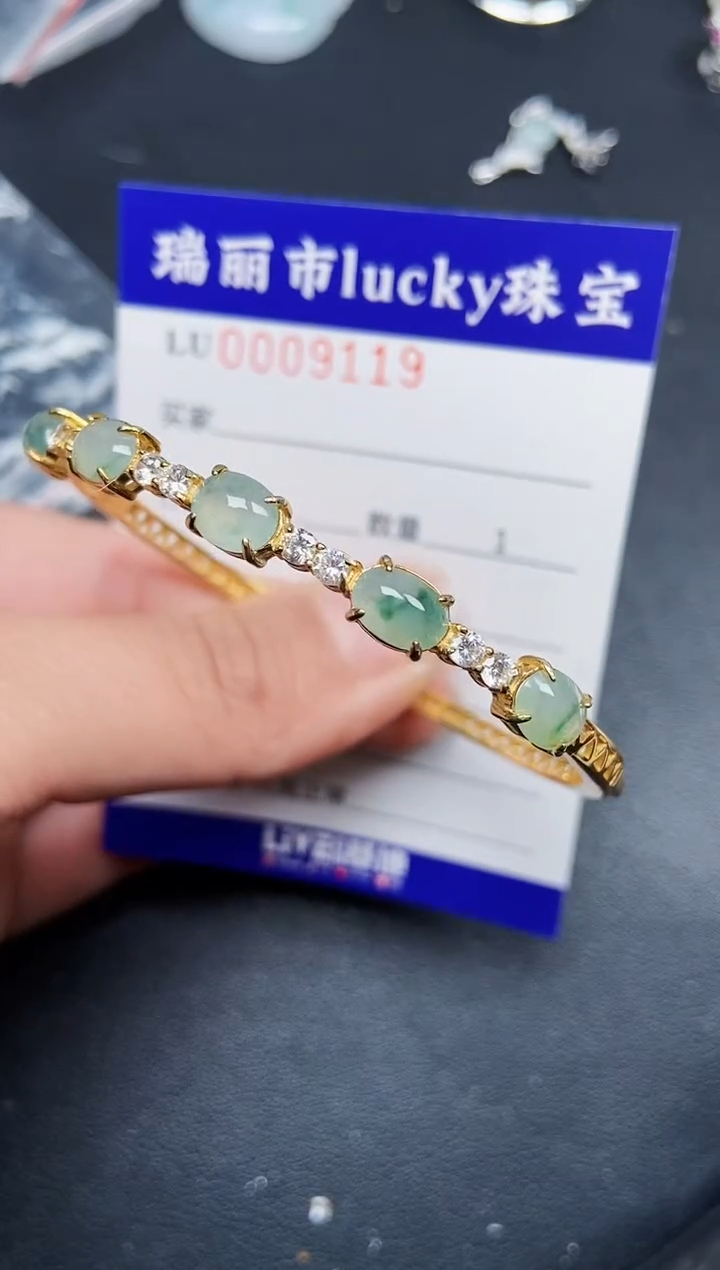 【闪购商品】翡翠颈饰银S925镶嵌9119