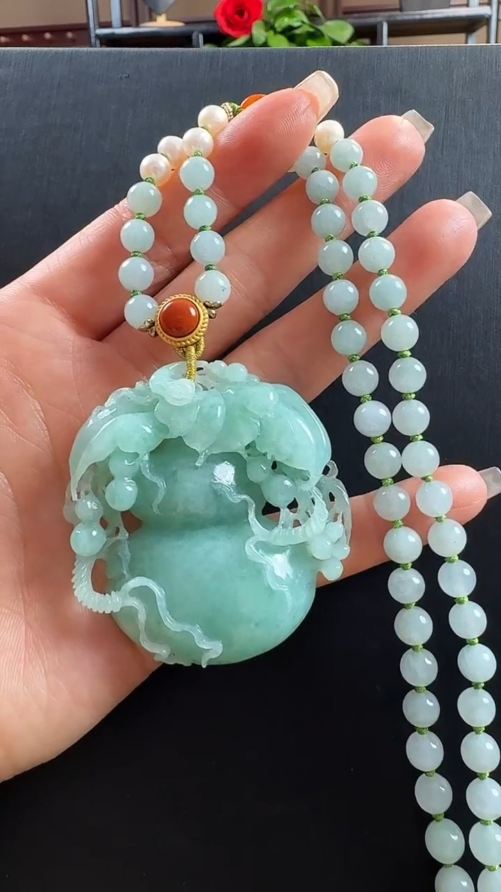 颈饰未镶嵌翡翠葫芦