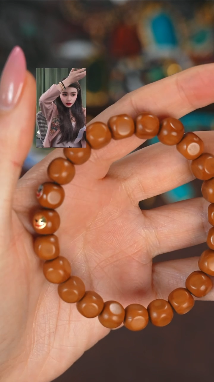 【闪购商品】猴头核桃手串11111111111