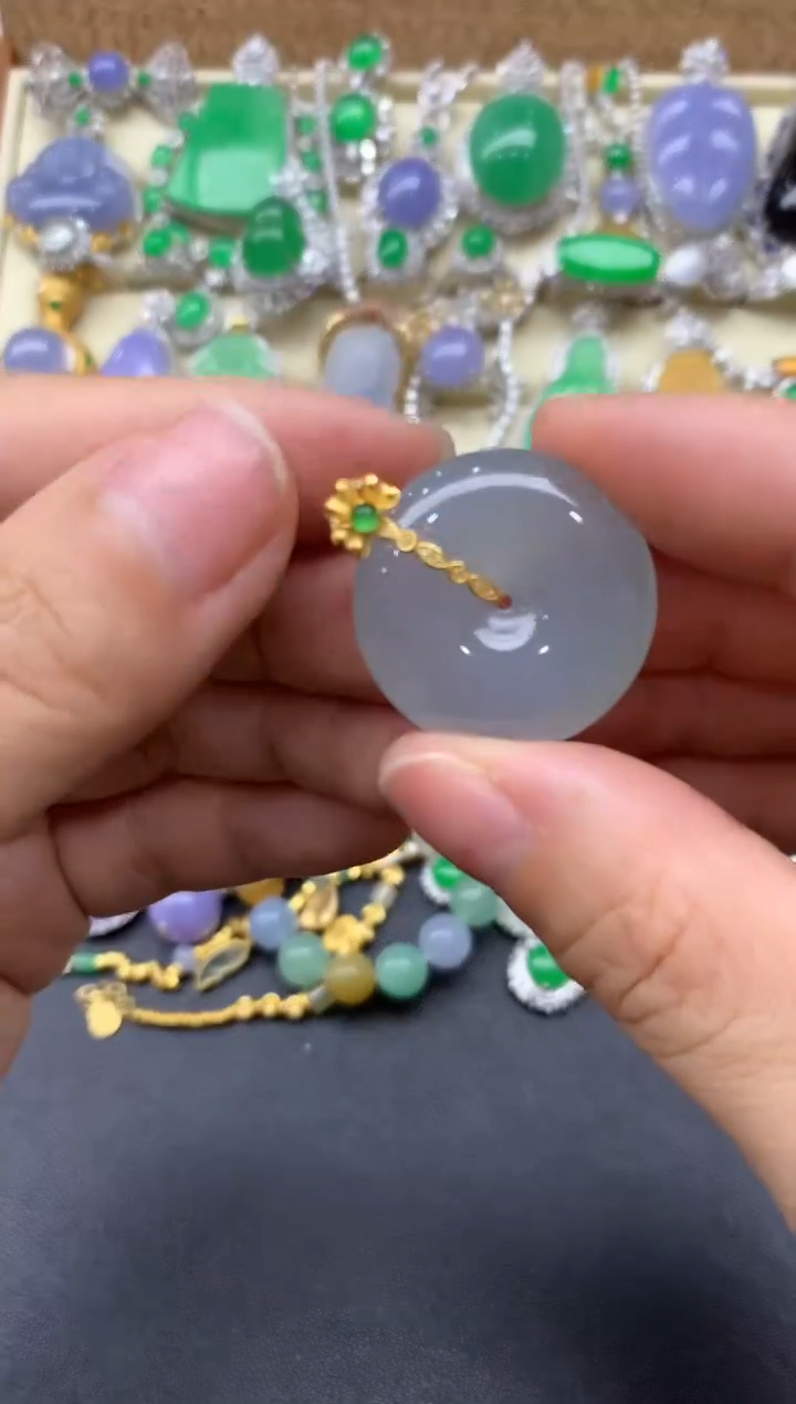 【闪购商品】翡翠颈饰18K金镶嵌240-中国好珍宝