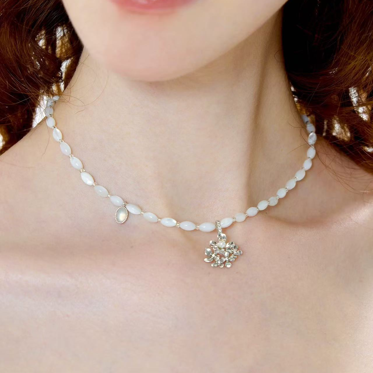 铜合金贝壳项链 浮U生物 花语系列白蝶贝绣球项链