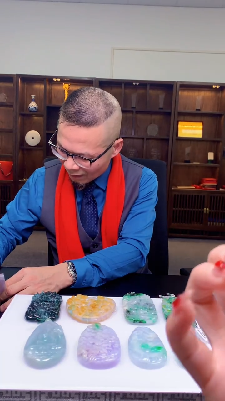 【闪购商品】定制翡翠未镶嵌1051ry-毛货挂件3