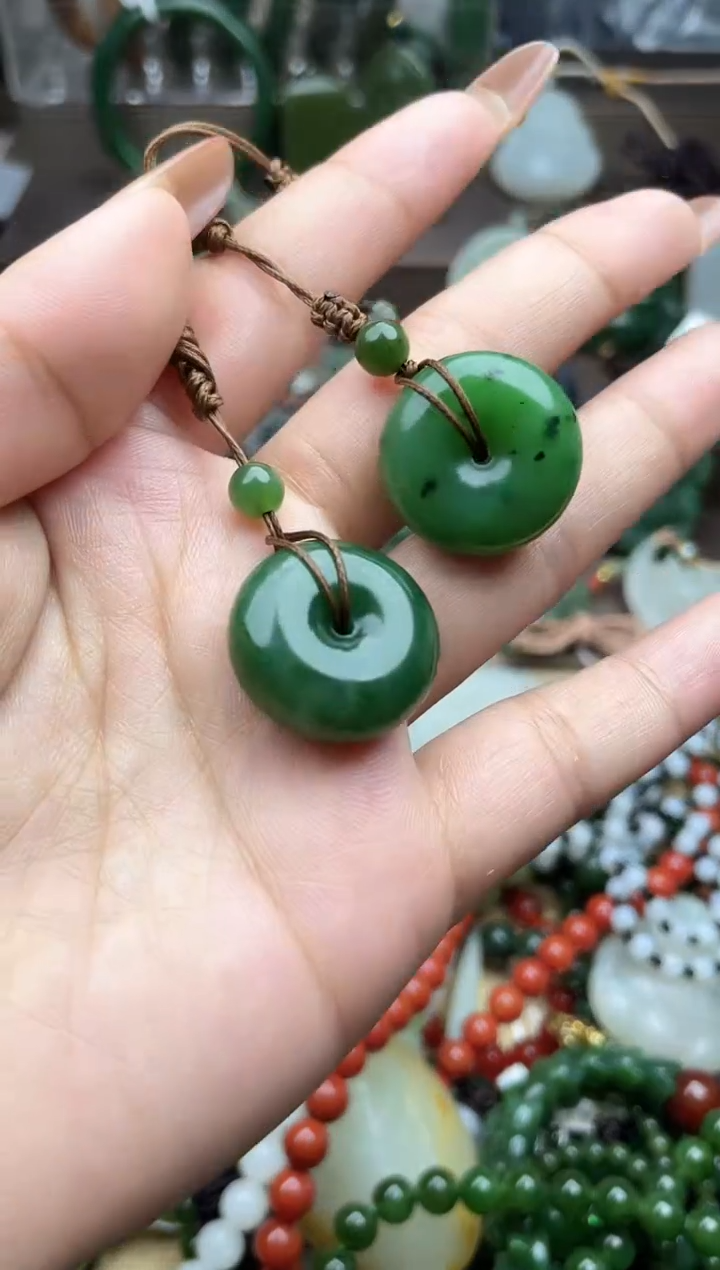 颈饰未镶嵌和田玉未镶嵌和田玉吊坠多样性拍一发一