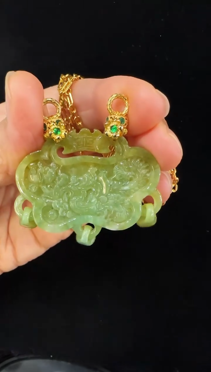 颈饰未镶嵌翡翠国风