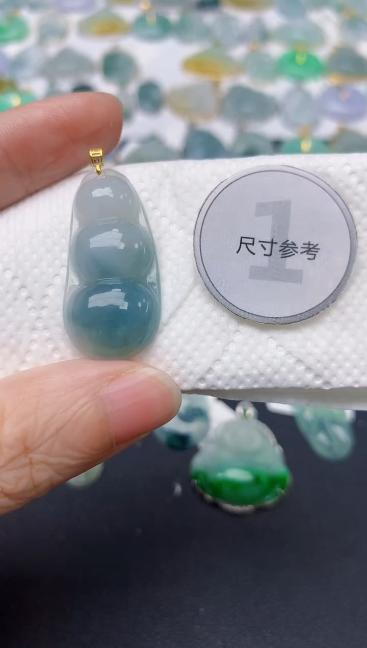 翡翠18K金镶嵌颈饰天然缅甸A货翡翠