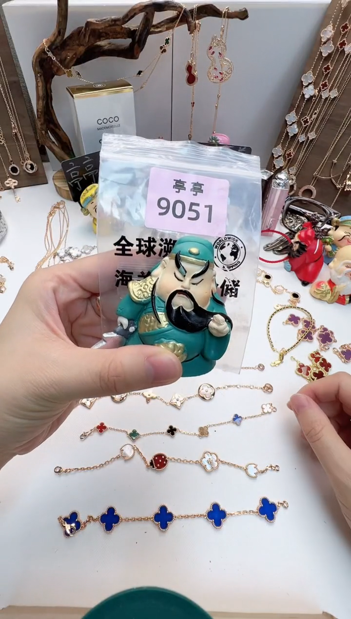 可*? 华禄甄选阁亭亭总铺