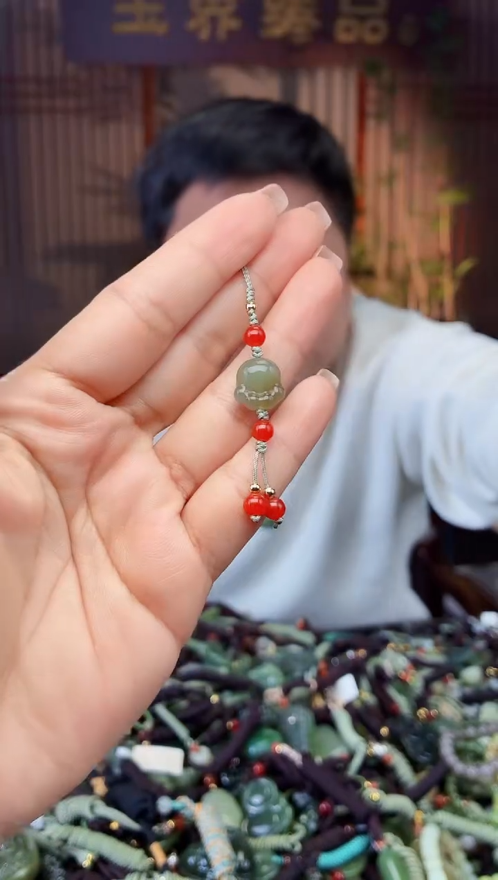 颈饰未镶嵌和田玉多样性发货拍一发一