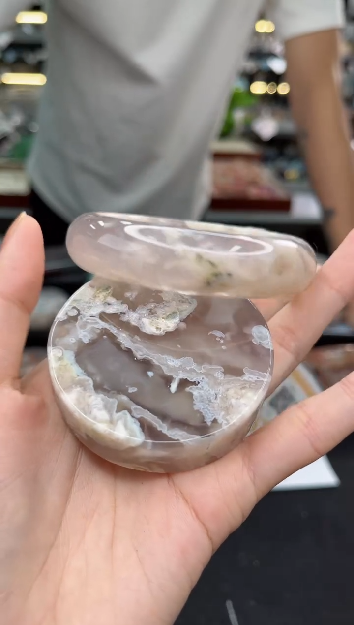 【闪购商品】石英质玉手镯未镶嵌61圈口（赠品镯心）1931006