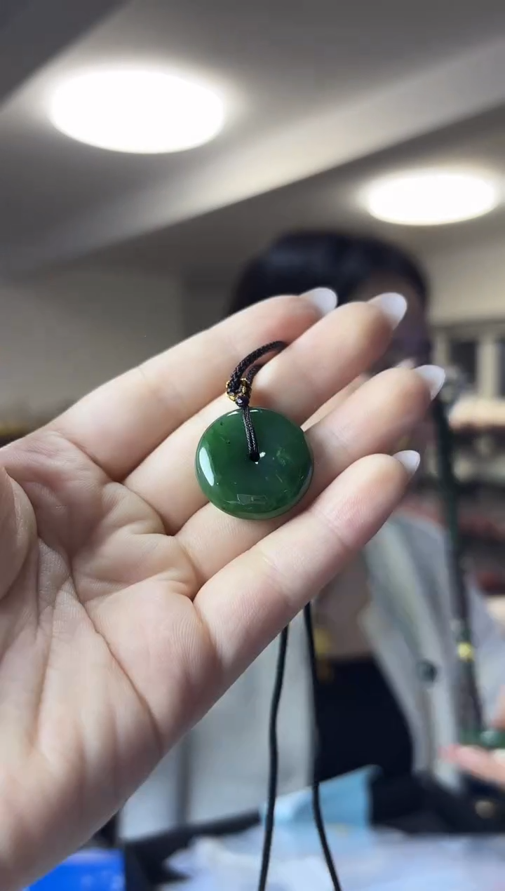 颈饰未镶嵌和田玉*微瑕*（多样性发一件）