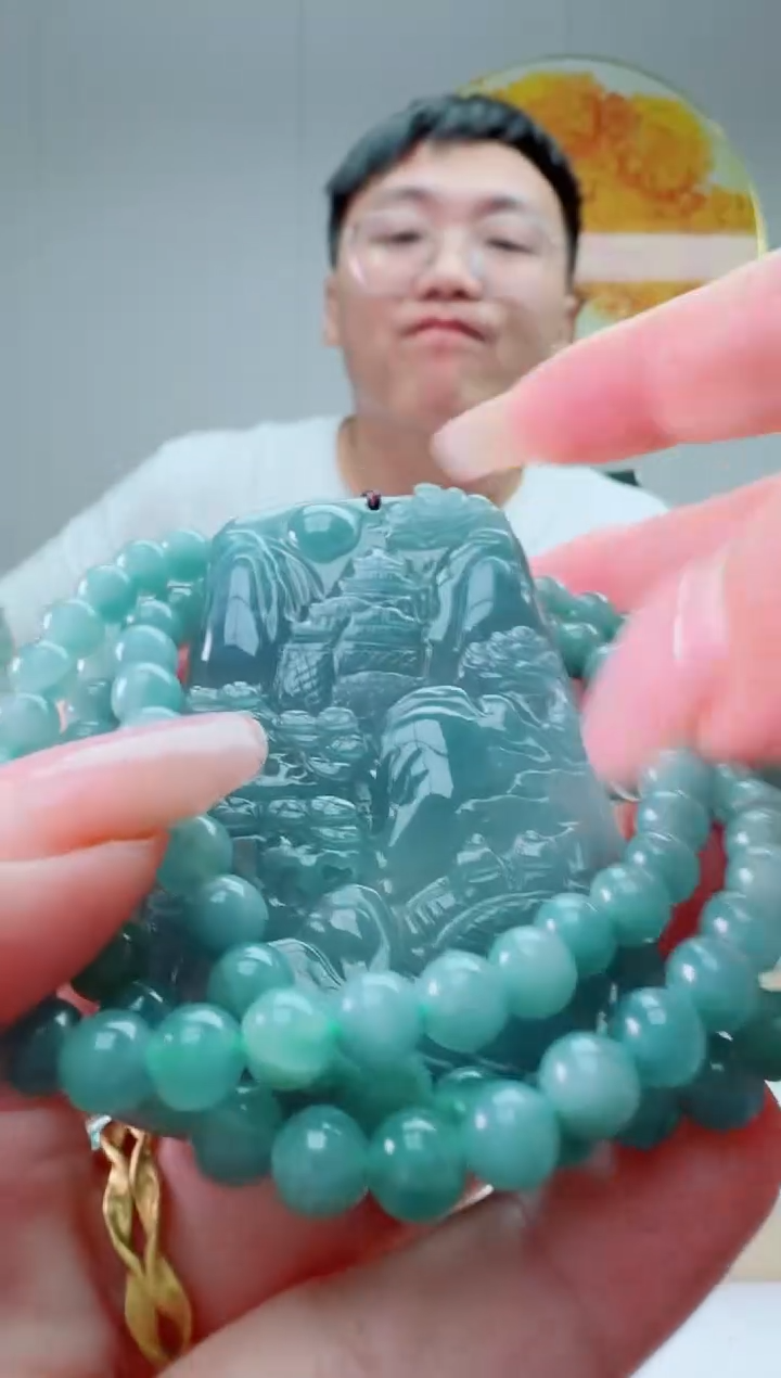 翡翠未镶嵌颈饰11111111111
