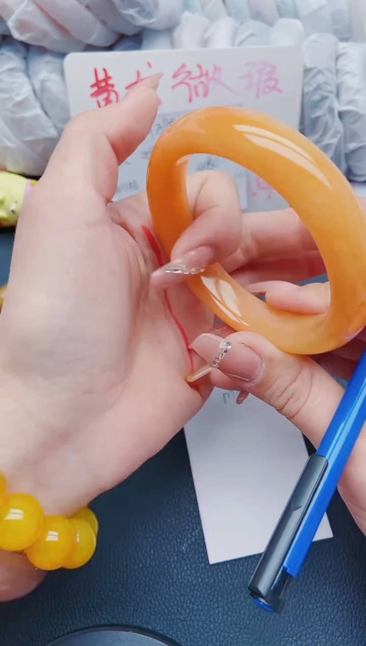 【闪购商品】石英质玉手镯未镶嵌M58-63-64