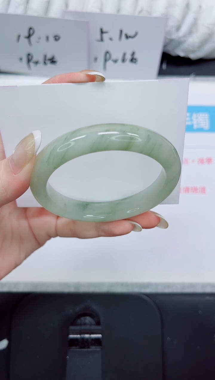 石英质玉手镯未镶嵌362