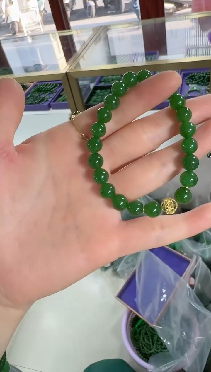【闪购商品】18K金镶嵌和田玉（碧玉）手链正阳卡8无黑点