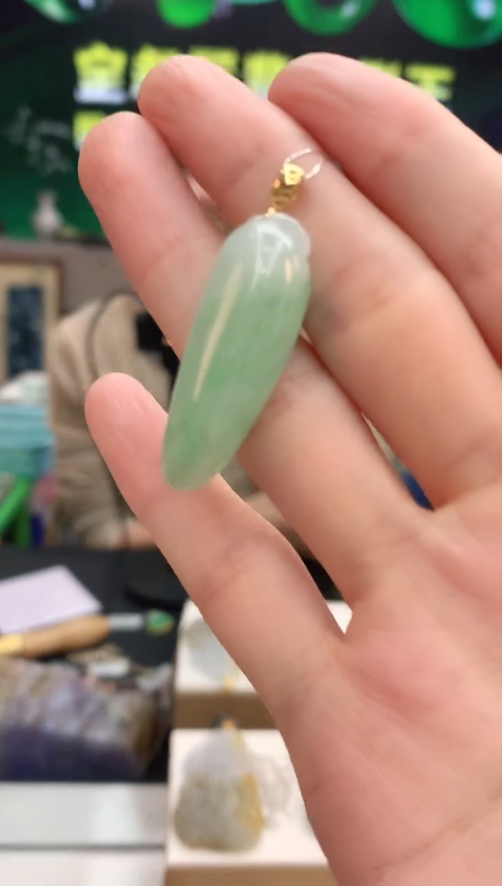 【闪购商品】翡翠颈饰18K金镶嵌赠礼盒证书 小君