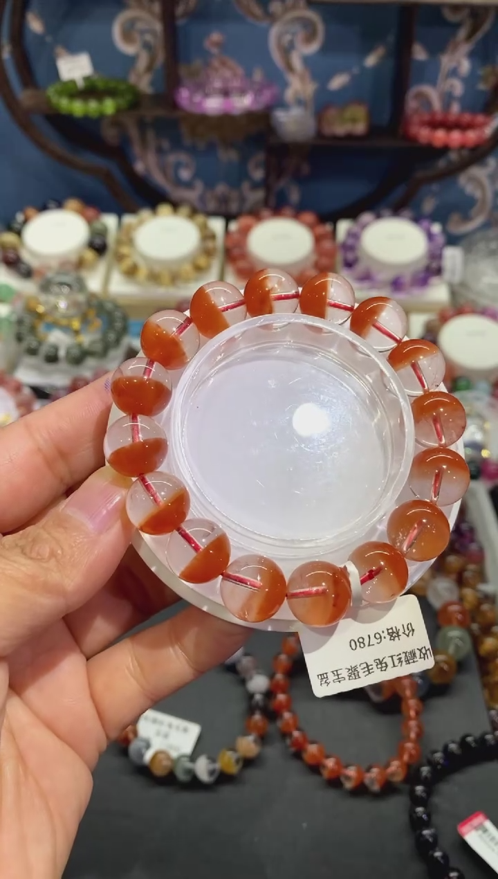 【闪购商品】水晶手串未镶嵌红兔毛聚宝盆12+