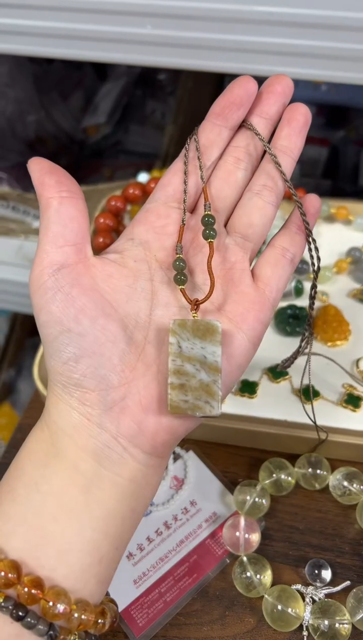 项链未镶嵌和田玉孤品牛轧糖方块吊坠[00]