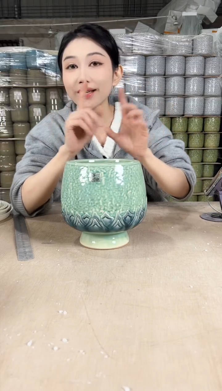 【闪购商品】陶瓷奖杯高脚裂纹浅绿15x18