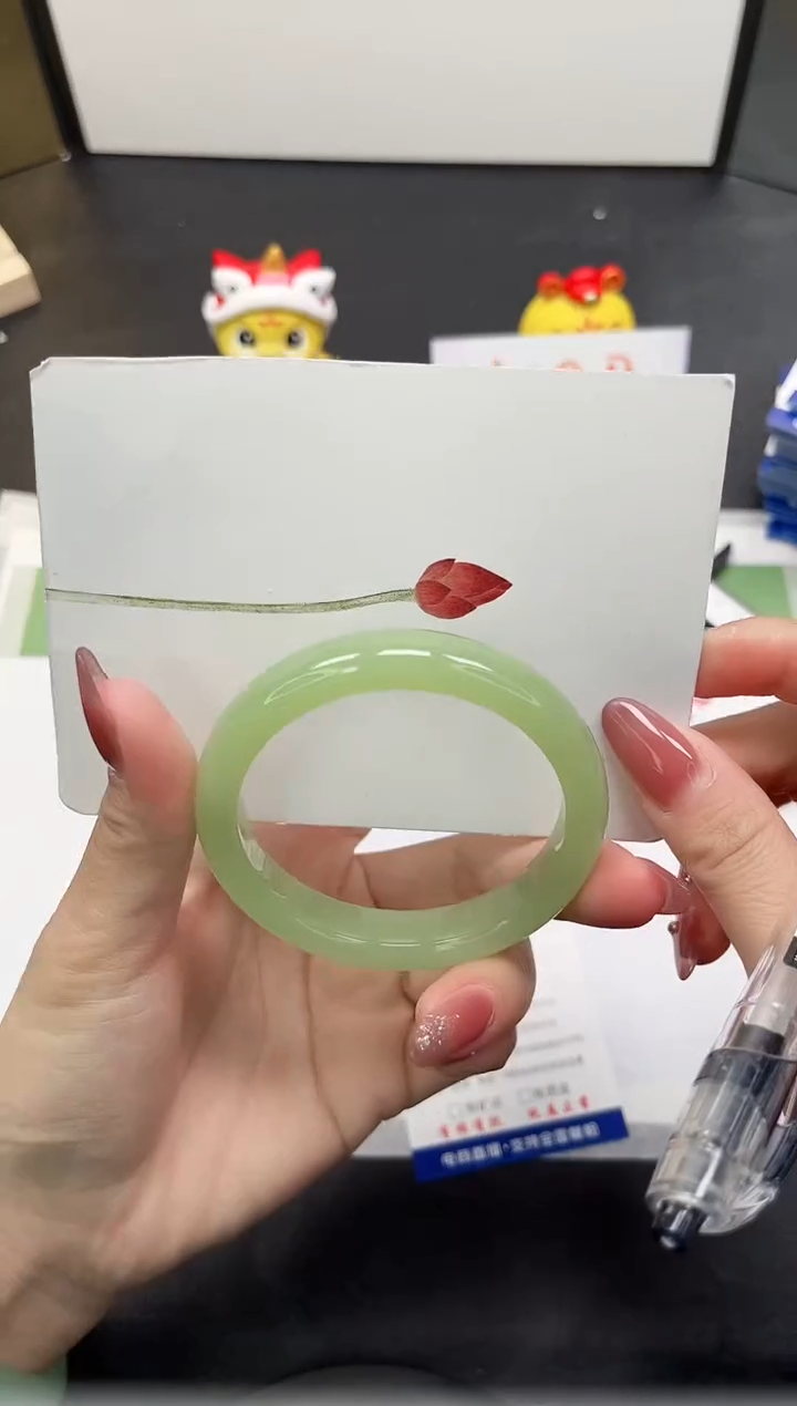 【闪购商品】石英质玉手镯未镶嵌34-54.9