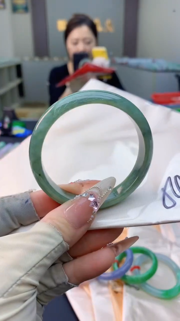 未镶嵌手镯翡翠0181971667