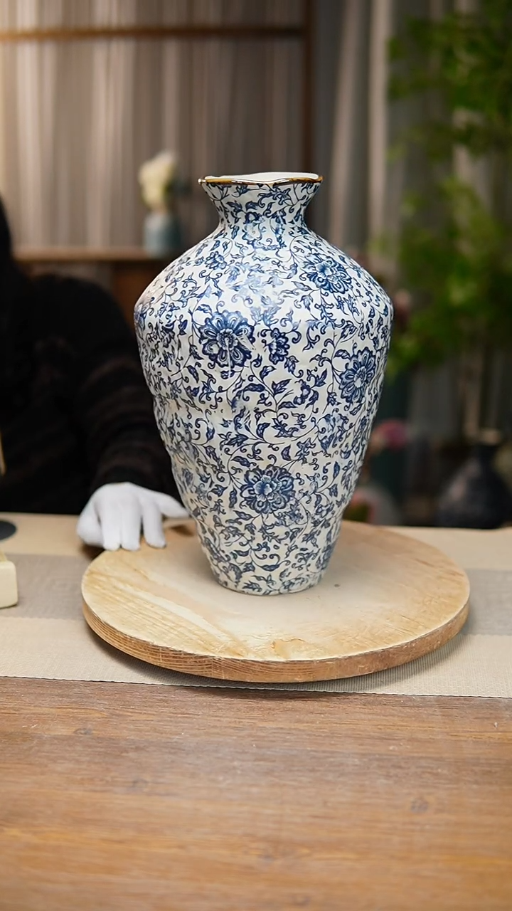 【闪购商品】陶瓷 花器青花瓷缠枝莲高脚
