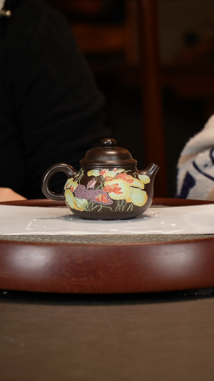 【闪购商品】紫砂茶壶黑朱泥容天+荷花画+茶叶罐