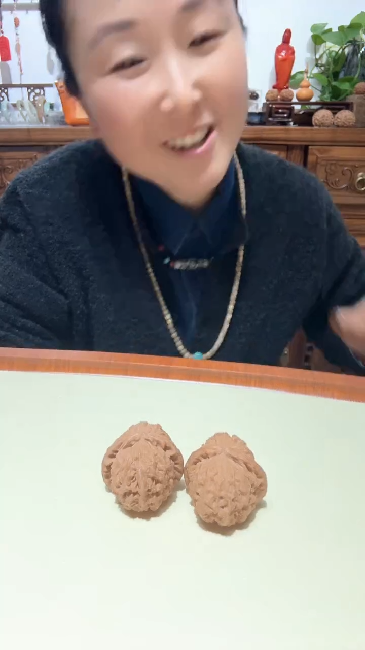 把件文玩核桃精品白狮子多样性发其一