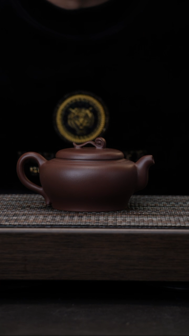 【闪购商品】紫砂茶壶原矿紫砂壶底槽清如意260cc