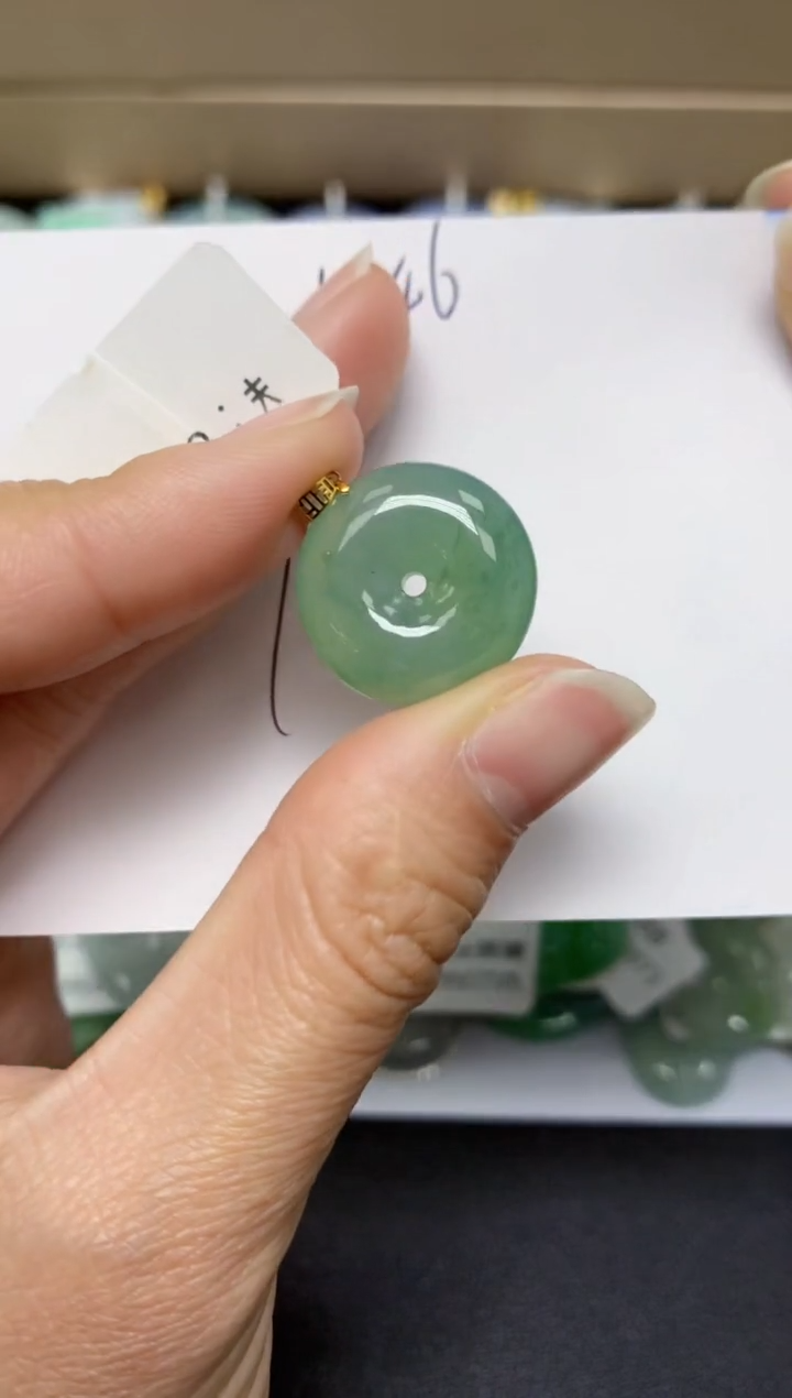 【闪购商品】翡翠颈饰18K金镶嵌 天然翡翠A货