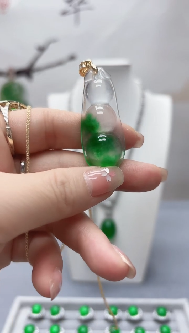 高货冰种飘绿四季豆