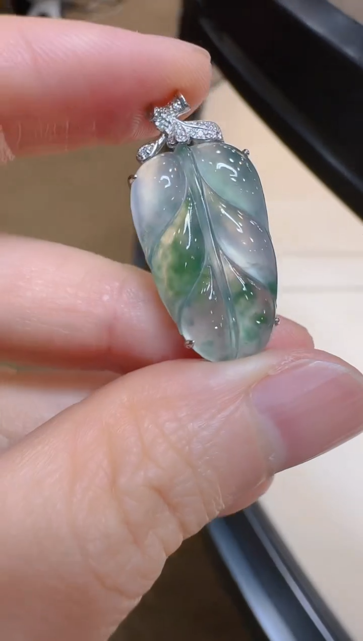 翡翠18K金镶嵌吊坠(不含链)多样性团购发一件