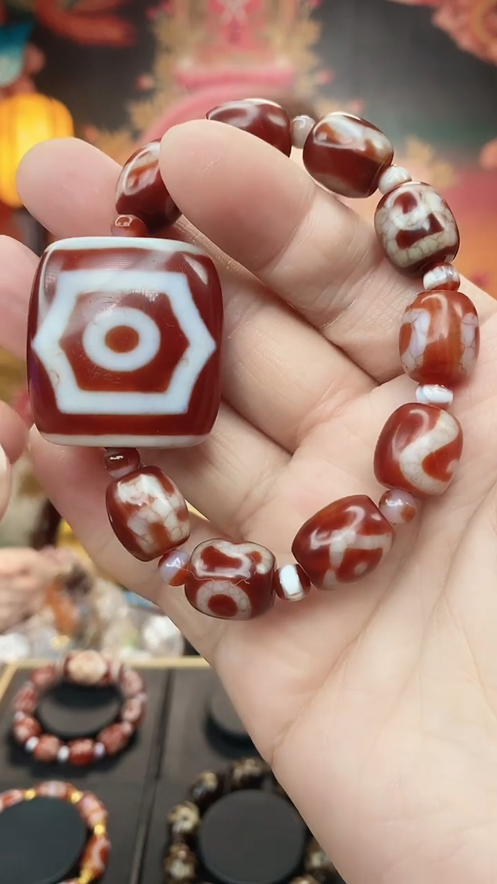 【闪购商品】玛瑙/玉髓手串未镶嵌玛瑙三眼手串