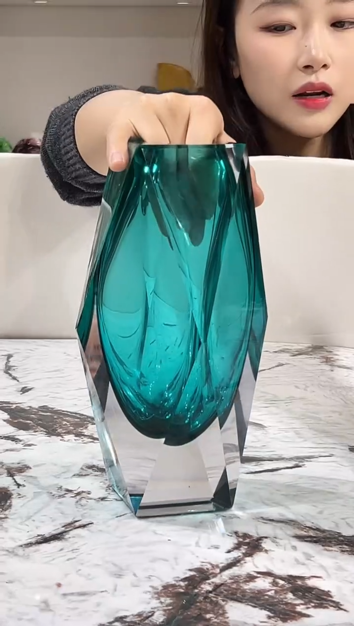 蓝色切面花瓶 现货