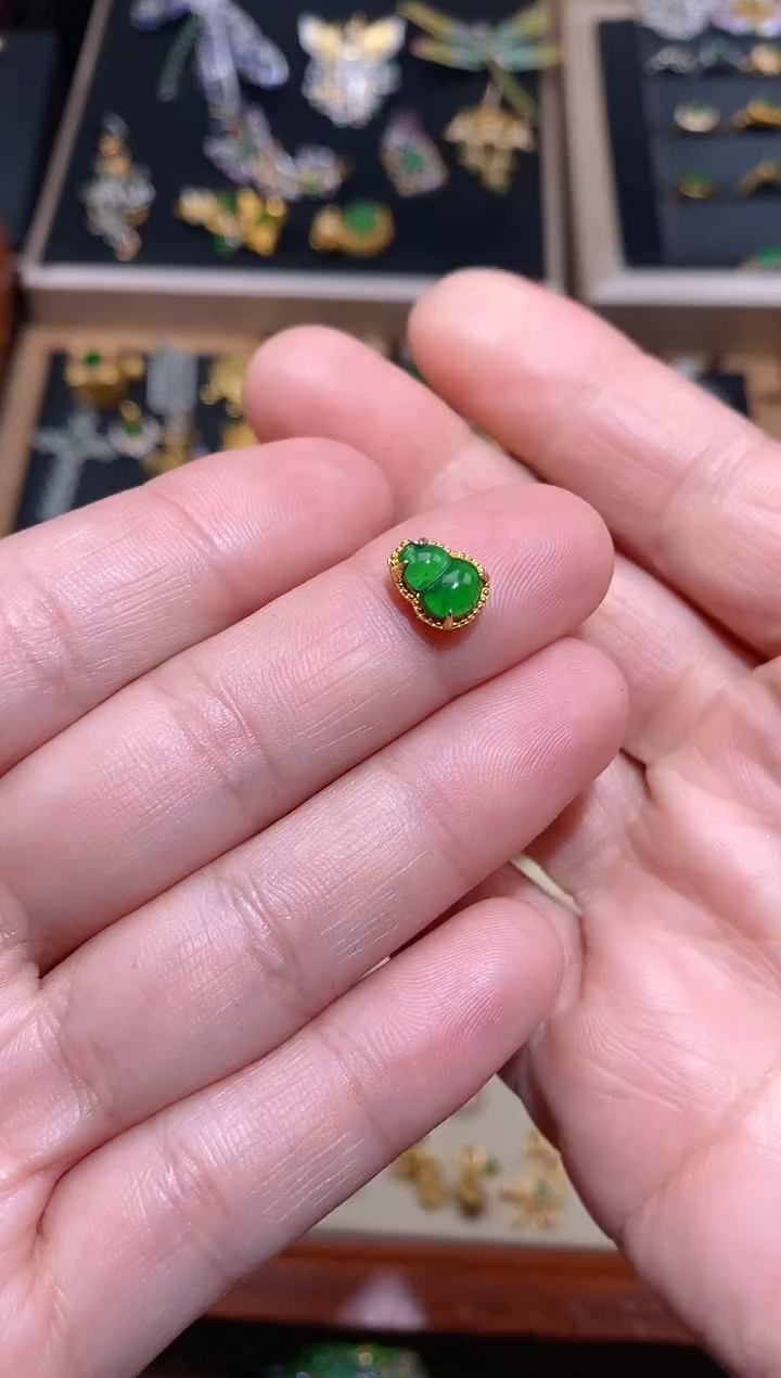 【闪购商品】翡翠吊坠(不含链)银S925镶嵌葫芦潘多拉88