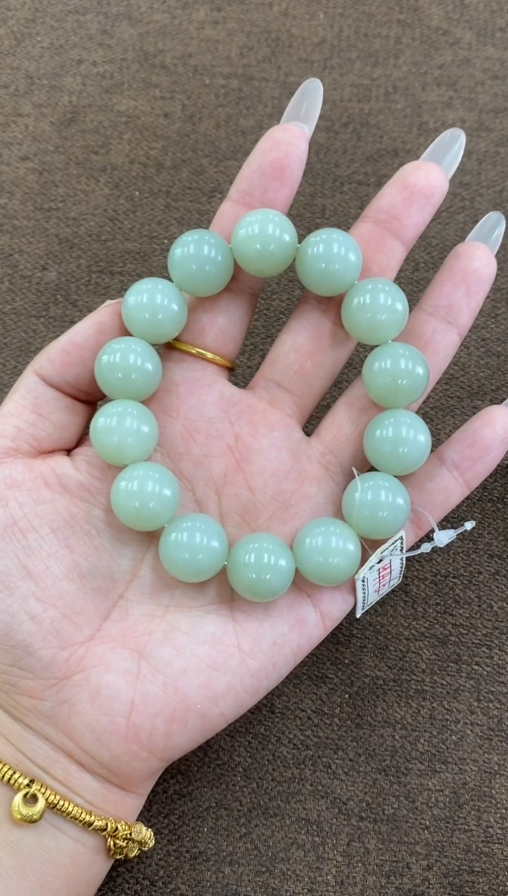 和田玉未镶嵌珠宝奇石纯天然新疆和田玉卡16HA16