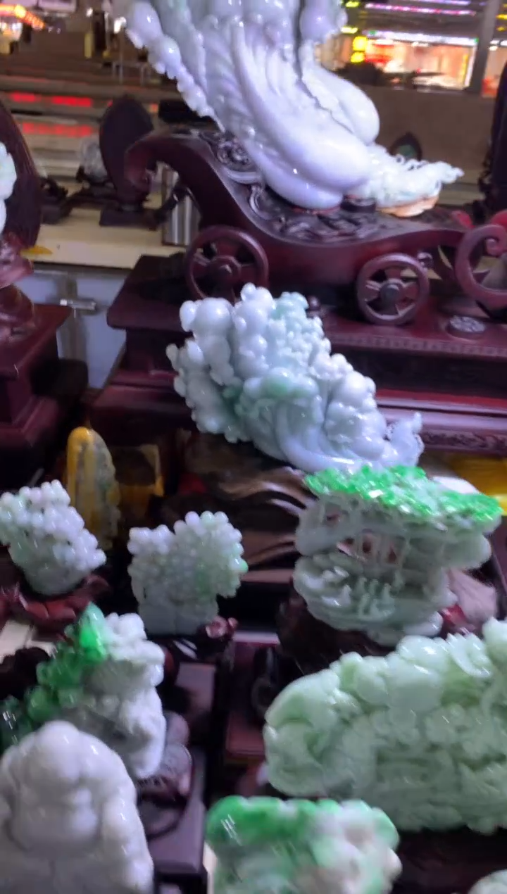 【闪购商品】翡翠摆件未镶嵌翡翠摆件