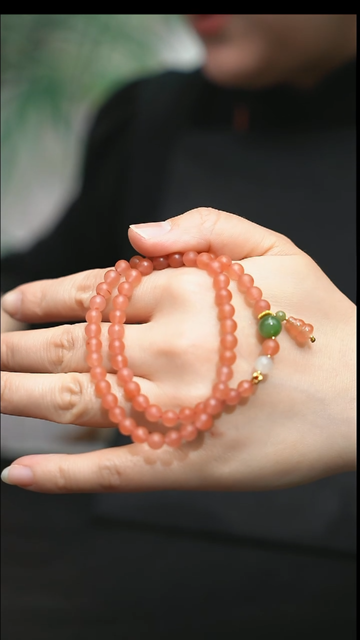 颈饰未镶嵌南红玛瑙哦***65.8mm