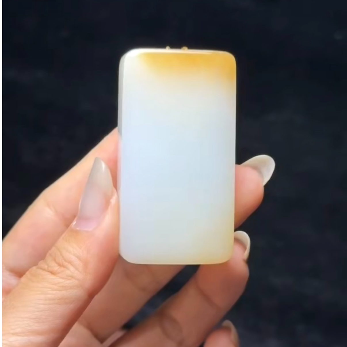 和田玉无事牌吊坠男女同款白色光面平安项链百搭挂坠