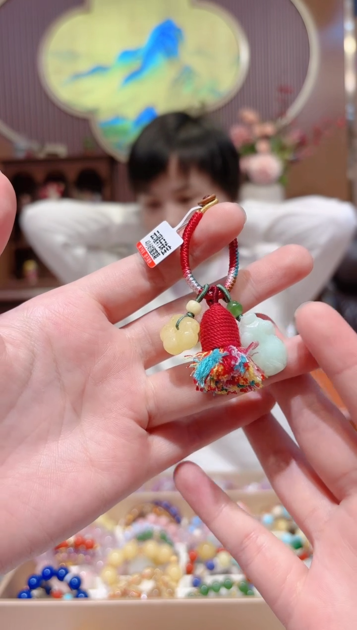 【闪购商品】蜜蜡手绳未镶嵌设计款珠串多样性发货其一