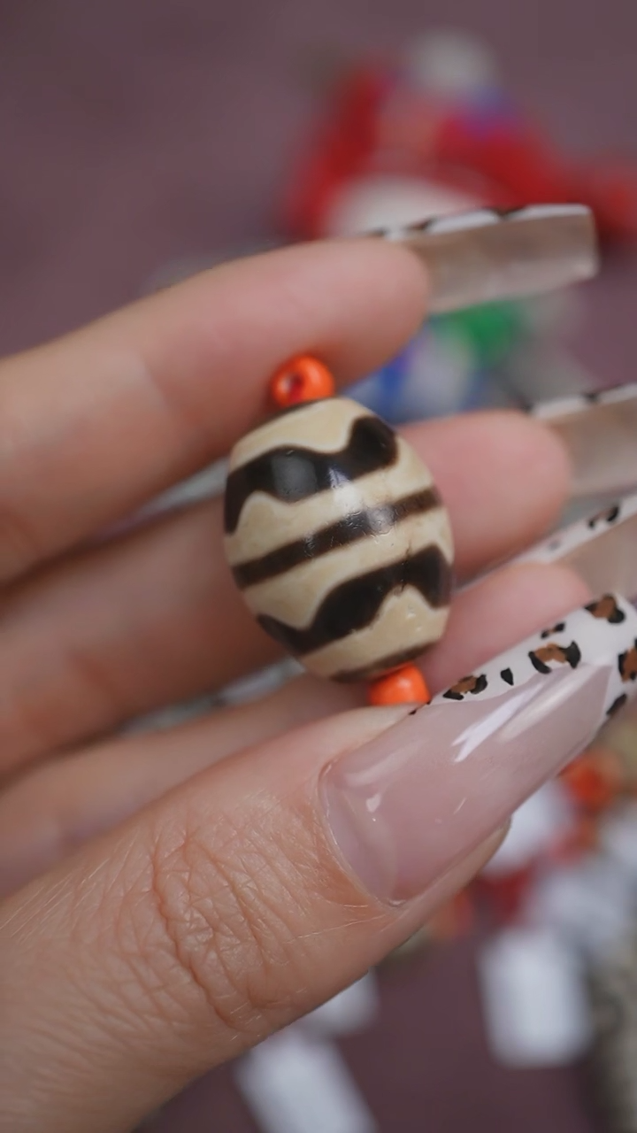 【闪购商品】玛瑙/玉髓颈饰未镶嵌蚀花玛瑙珠定制编绳