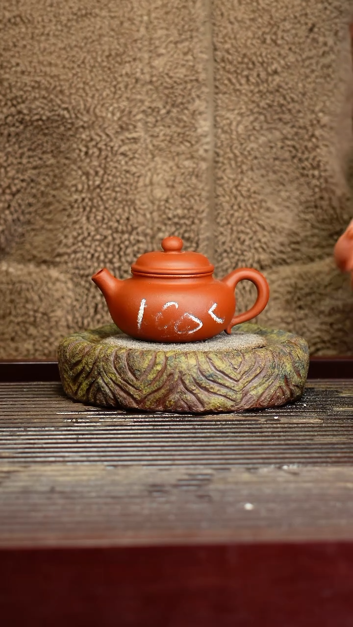 宜兴原矿紫砂壶茶壶宜兴原矿紫砂壶茶壶100C