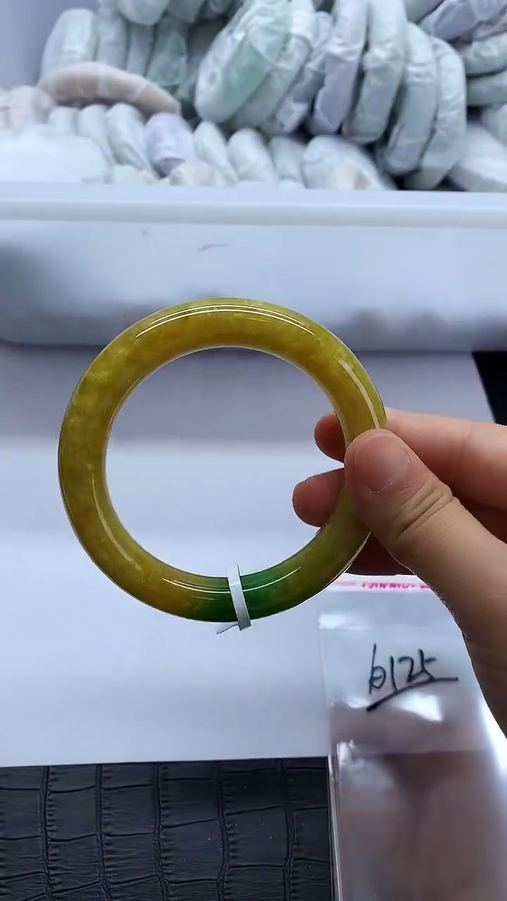 125冰透缅风美人镯【直播间所见即所得】59-60