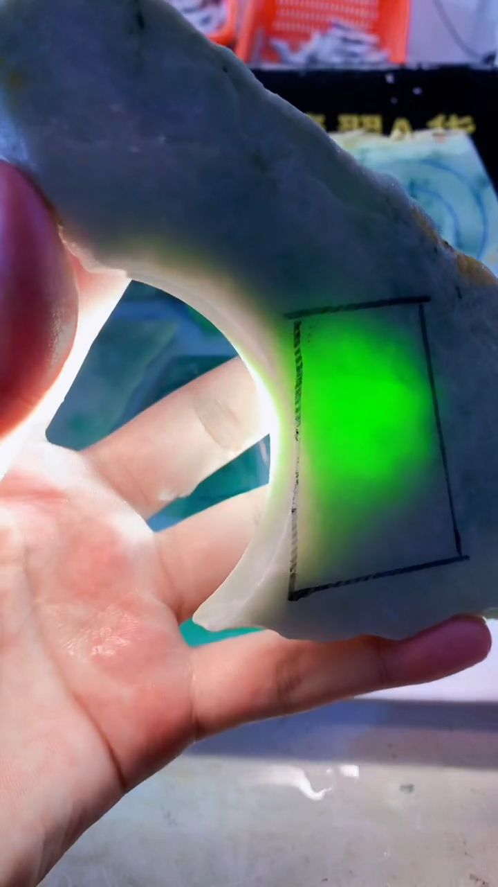 颈饰未镶嵌翡翠缅甸A货翡翠史61