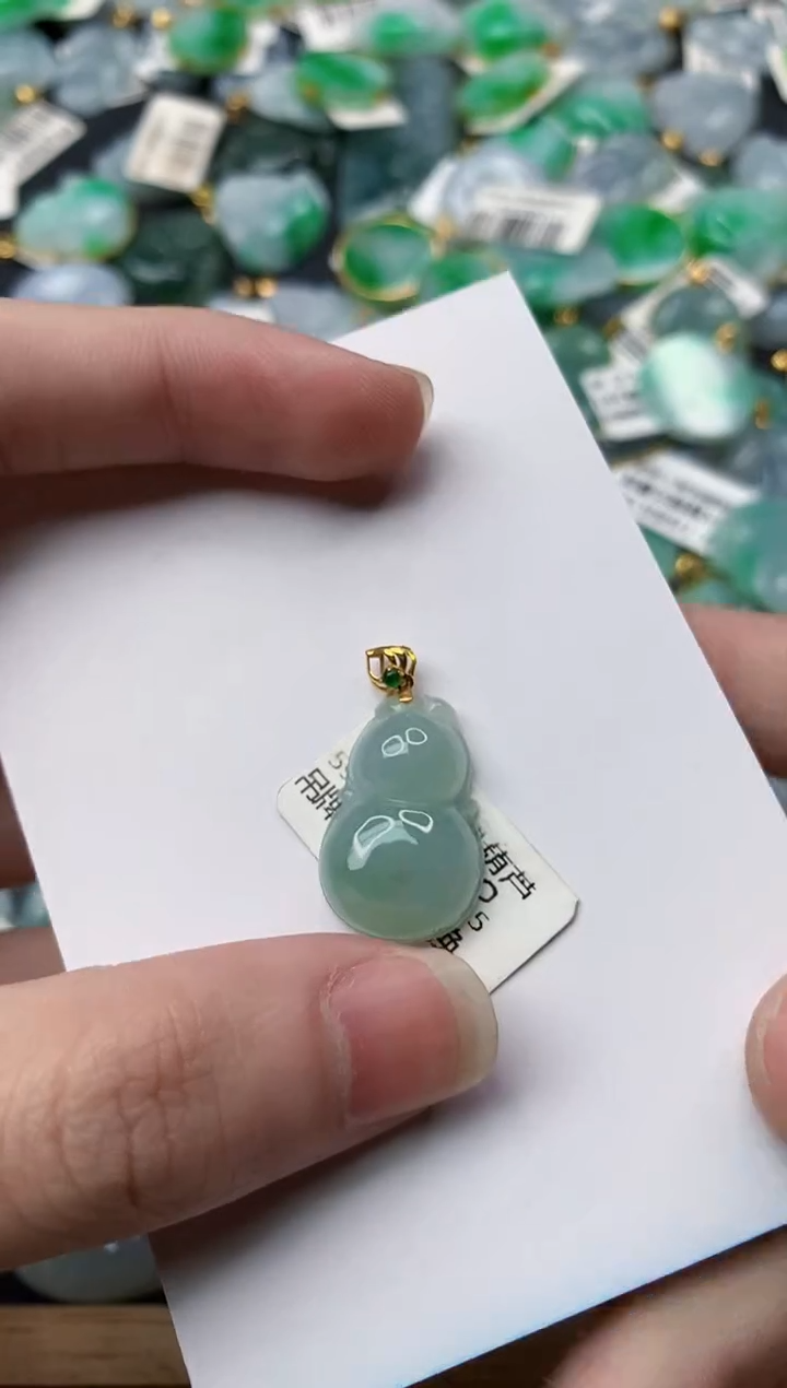 【闪购商品】翡翠颈饰18K金镶嵌11........