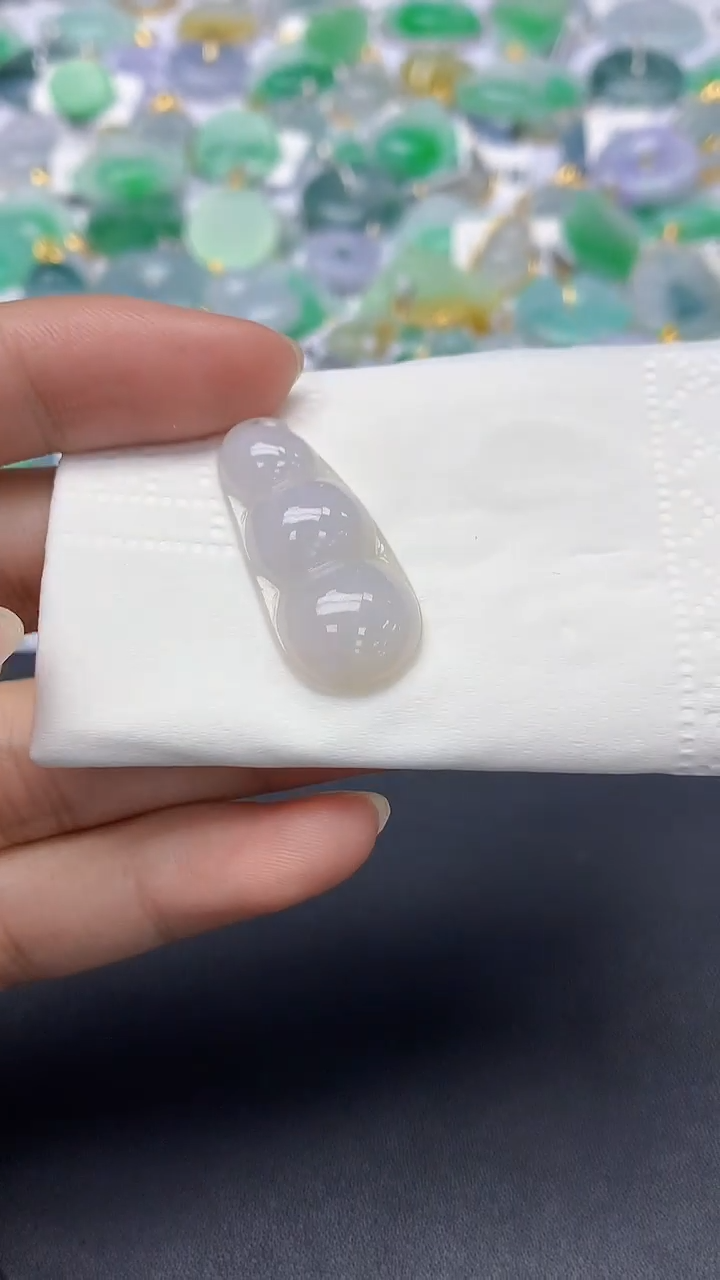 翡翠未镶嵌颈饰天然缅甸a货翡翠