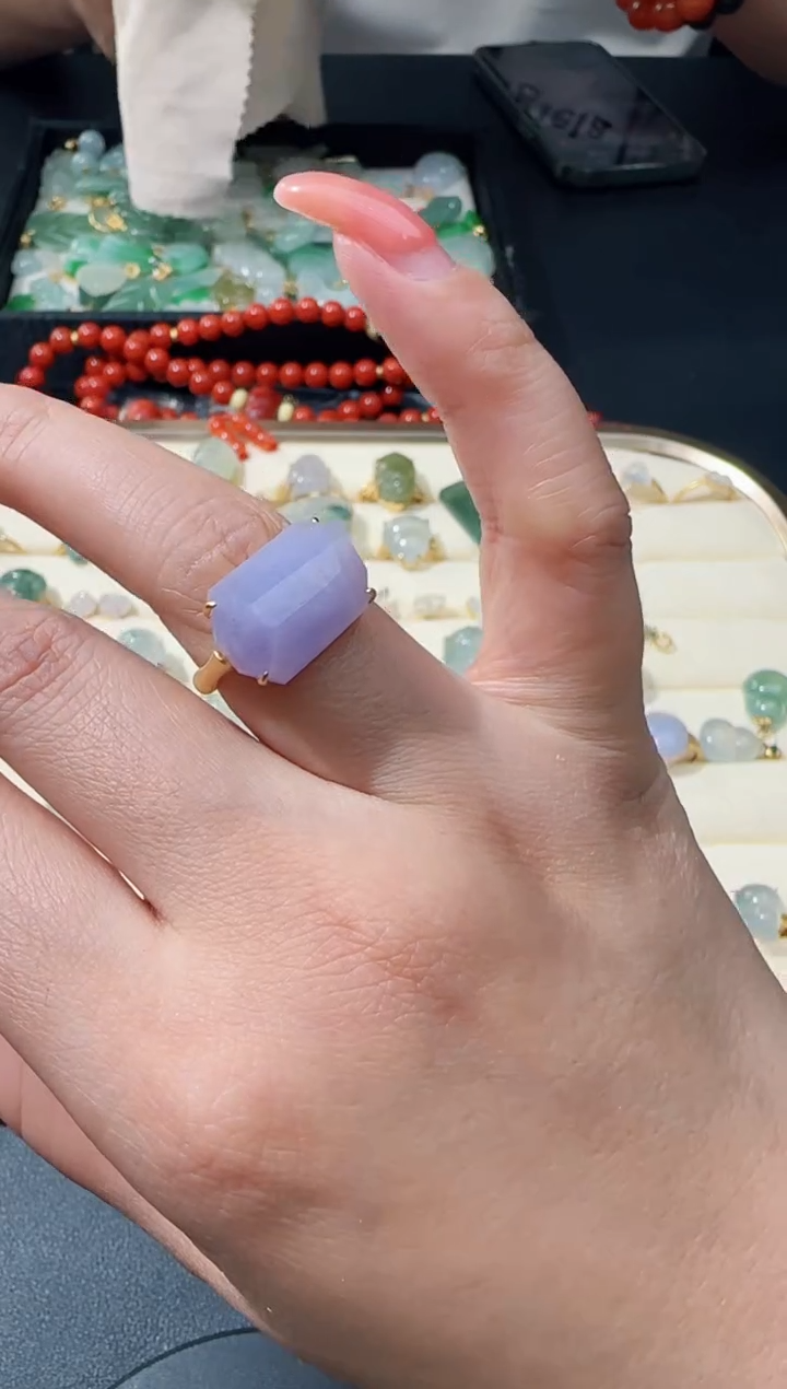 【闪购商品】翡翠戒指18K金镶嵌TZG0115220