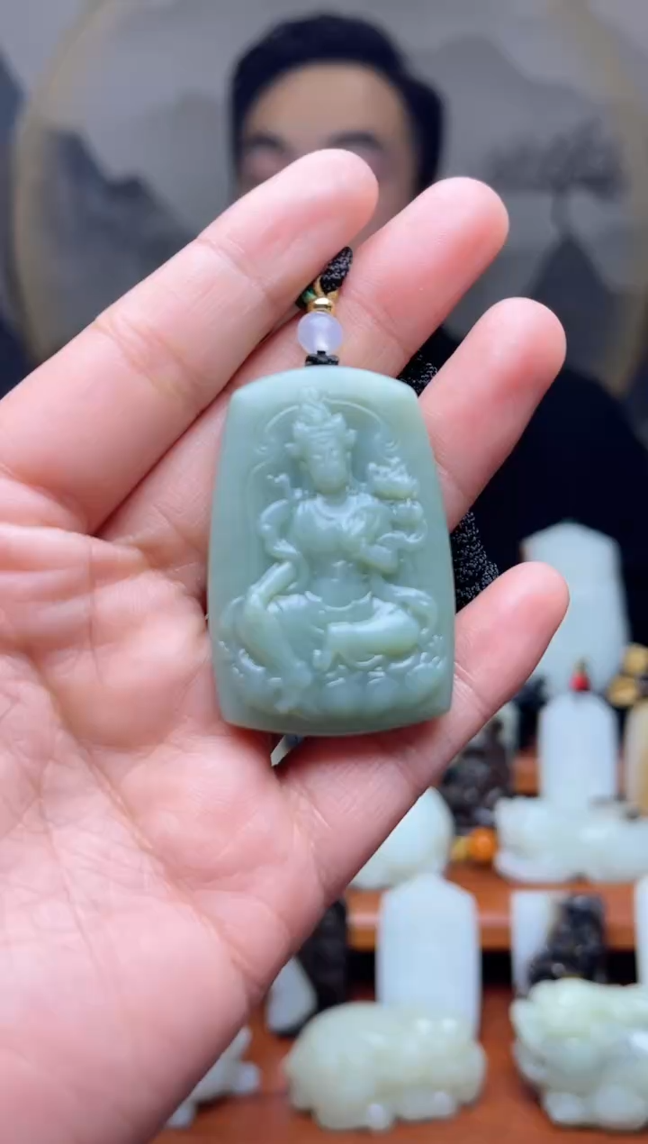 【闪购商品】和田玉吊坠未镶嵌82