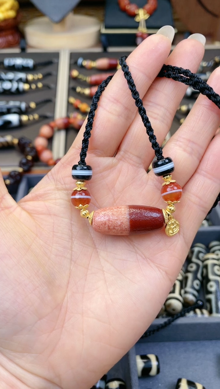 【闪购商品】玛瑙/玉髓颈饰未镶嵌美泓精品红肉药师颈饰