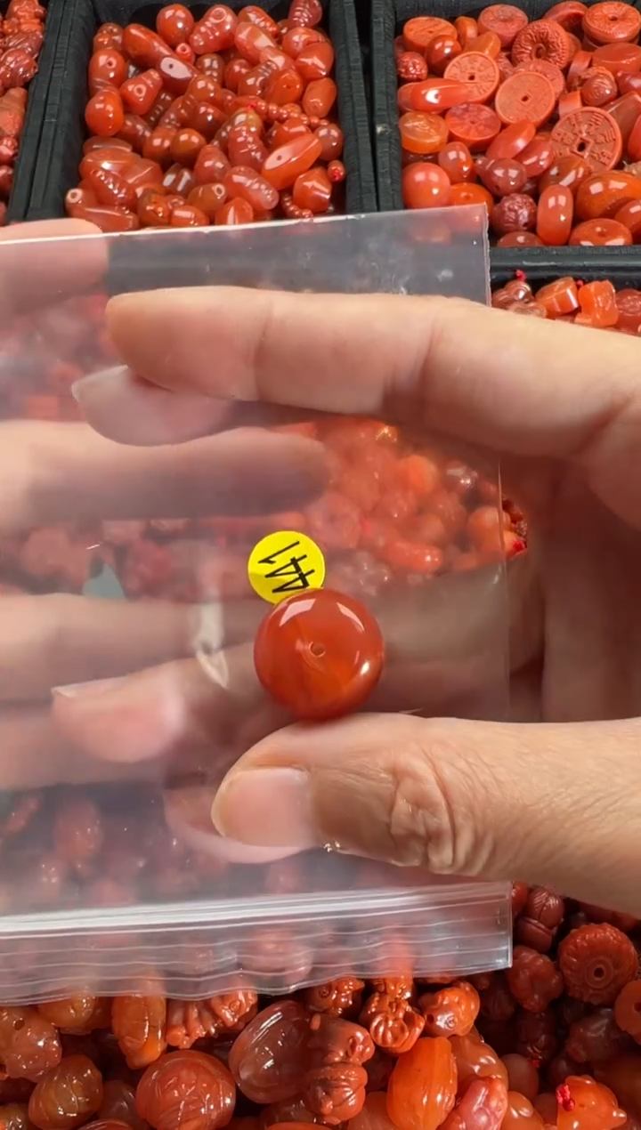 【闪购商品】南红玛瑙颈饰未镶嵌1