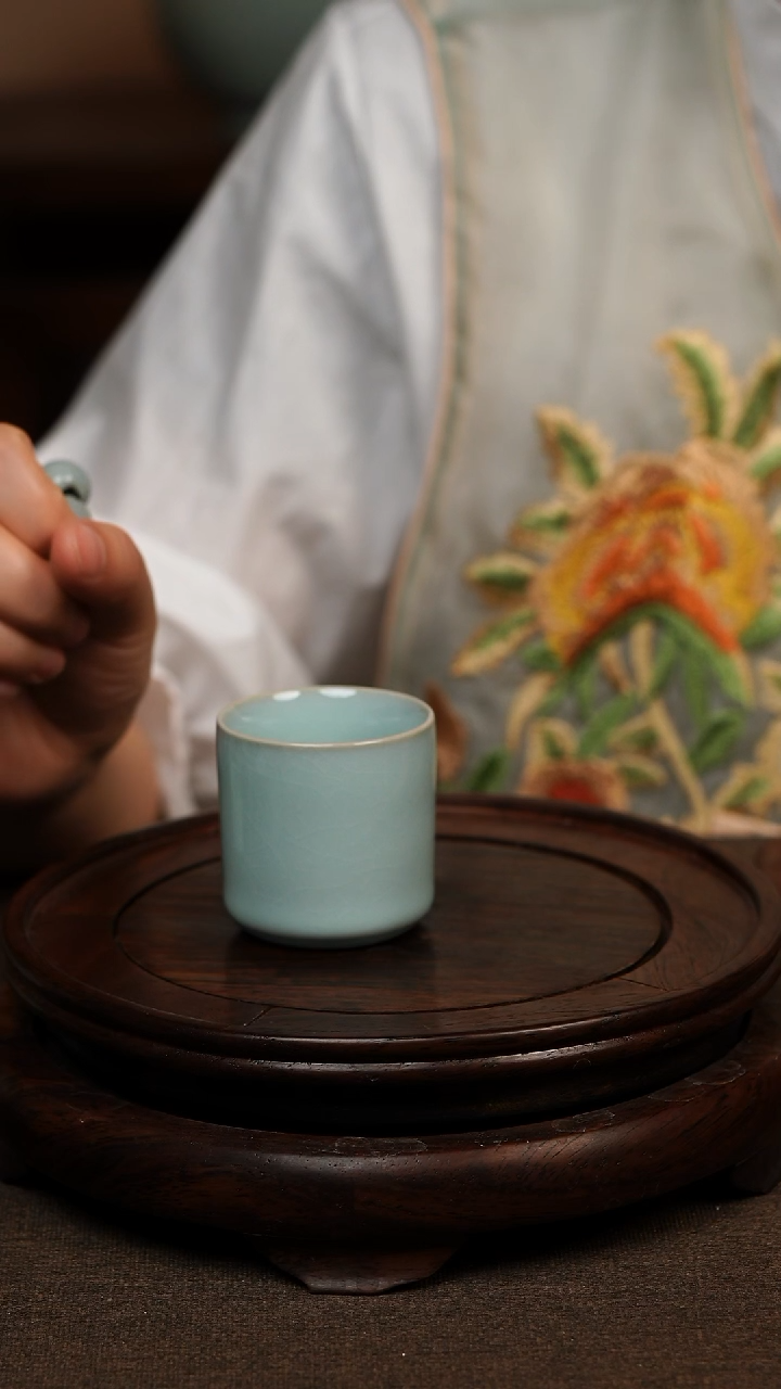 瓷片天青色扳指杯 50ML微瑕不带礼盒