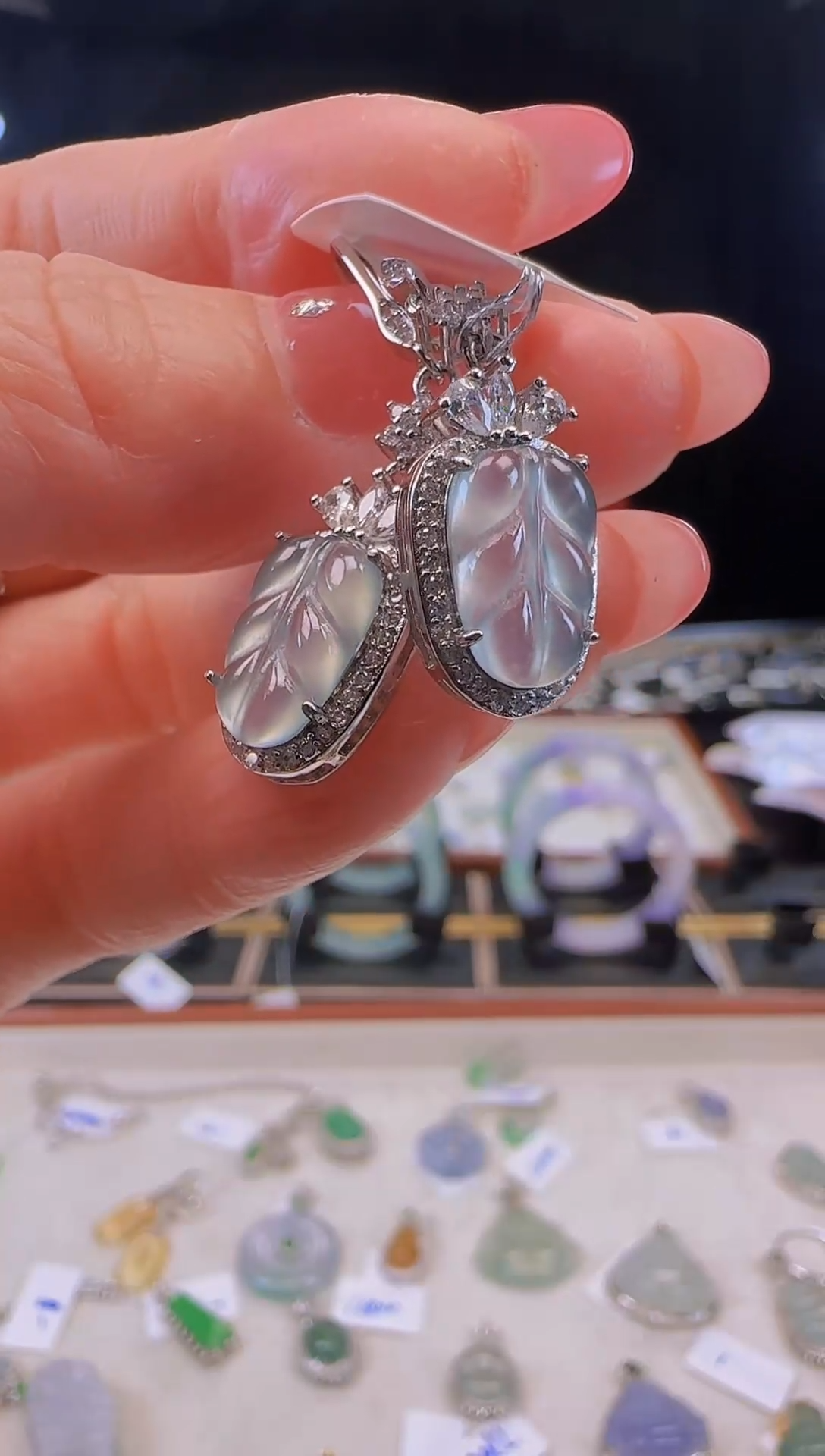 【闪购商品】翡翠耳饰银S925镶嵌冰种叶子耳坠